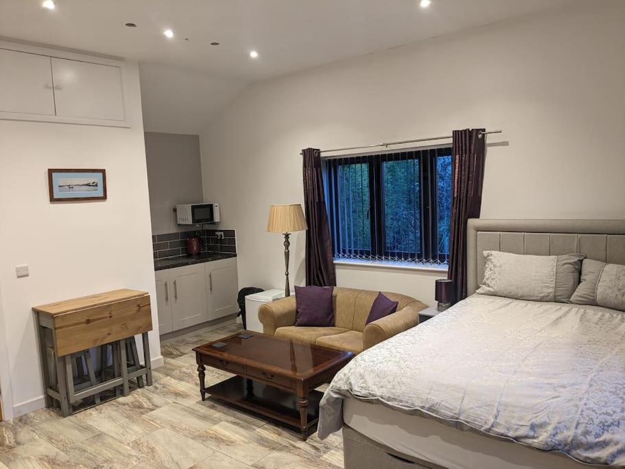 Private Garden Annexe With Kitchenette Apartment Gedney Exterior photo